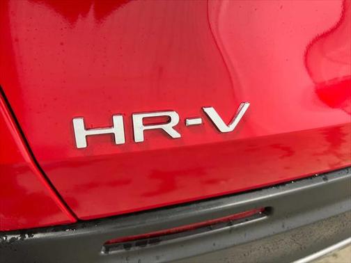 2025 Honda HR-V 2WD Sport