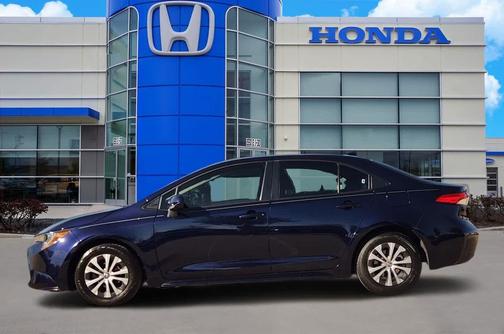 2022 Toyota Corolla Hybrid LE