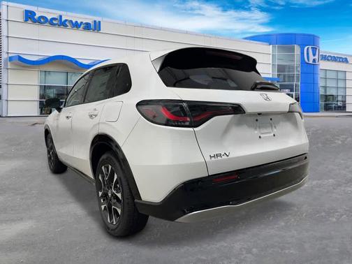 Platinum White Pearl 2026 Honda HR-V EX-L
