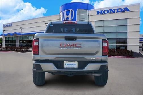 2024 GMC Canyon Base