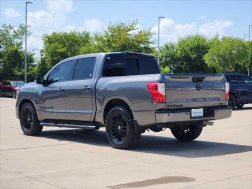 2019 Nissan Titan SV