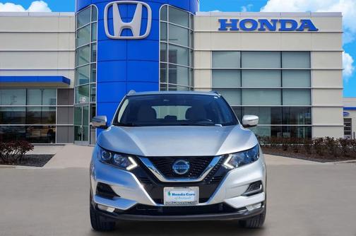 2022 Nissan Rogue Sport SV