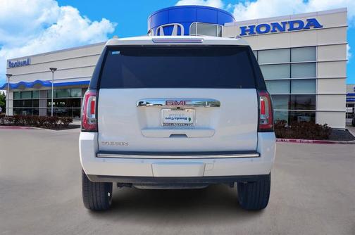 2015 GMC Yukon Denali