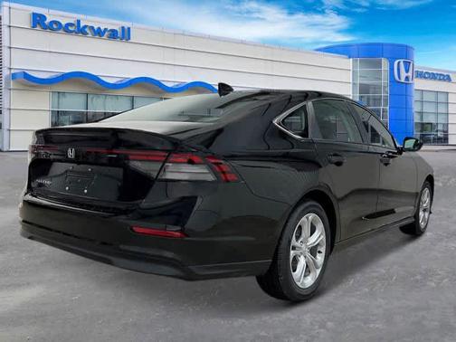 2025 Honda Accord LX 1.5T