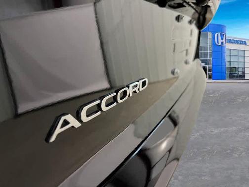 2025 Honda Accord LX 1.5T