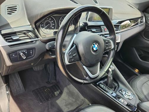 Black Sapphire Metallic 2016 BMW X1 xDrive 28i