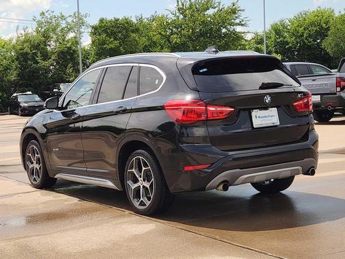 Black Sapphire Metallic 2016 BMW X1 xDrive 28i