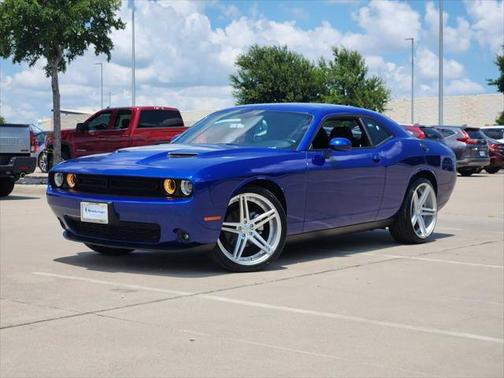 2021 Dodge Challenger SXT