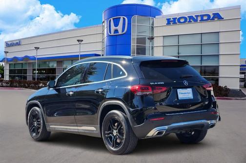 2021 Mercedes-Benz GLA 250 Base 4MATIC