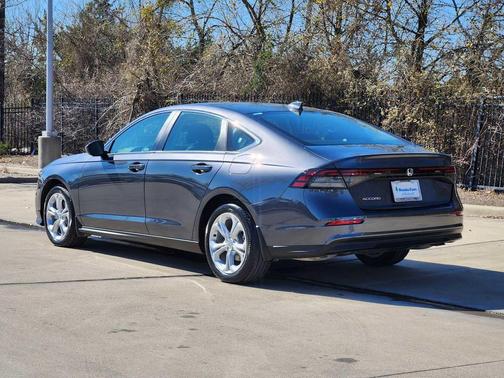 2025 Honda Accord LX 1.5T