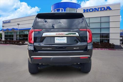 2024 GMC Yukon SLT