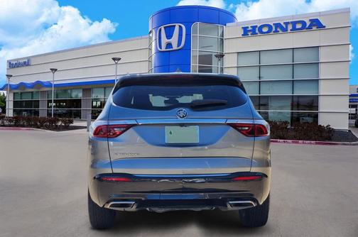 2023 Buick Enclave Essence FWD