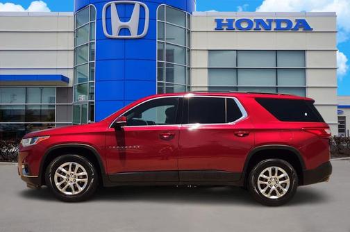 Cajun Red Tintcoat 2020 Chevrolet Traverse LT Leather