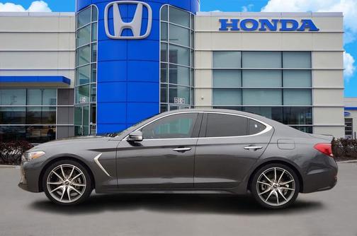 2021 Genesis G70 2.0T RWD