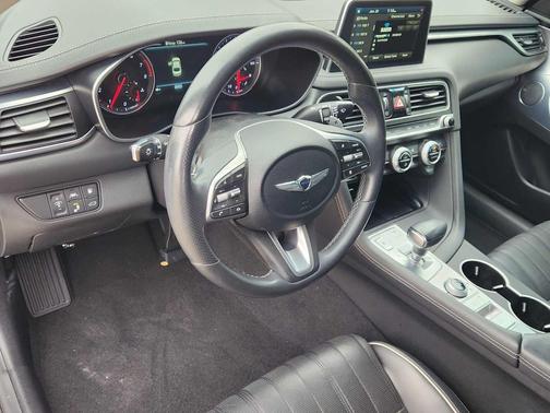 2021 Genesis G70 2.0T RWD