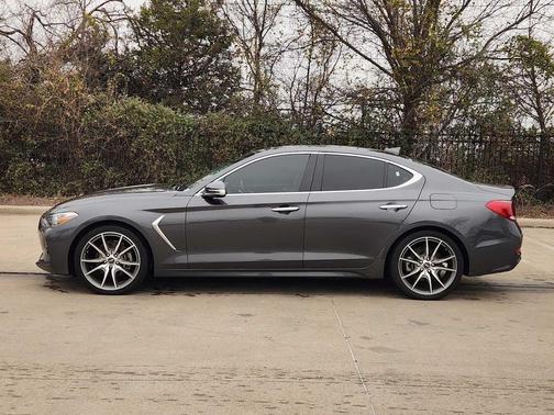 2021 Genesis G70 2.0T RWD