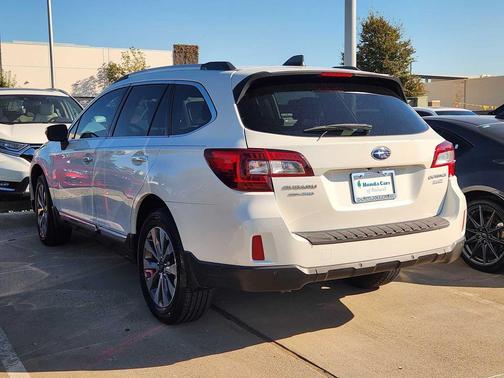 2017 Subaru Outback 2.5i Touring