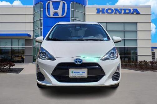 2016 Toyota Prius c Four