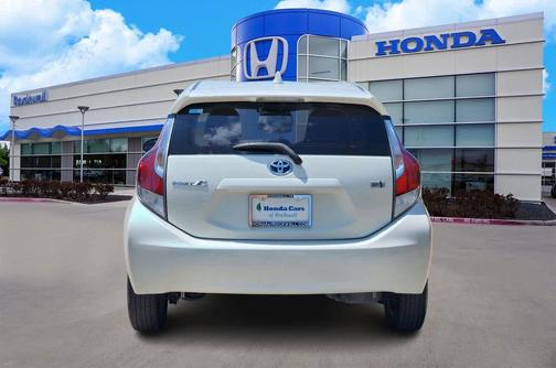 2016 Toyota Prius c Four