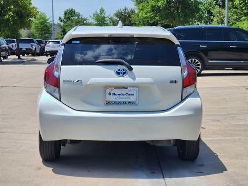 2016 Toyota Prius c Four