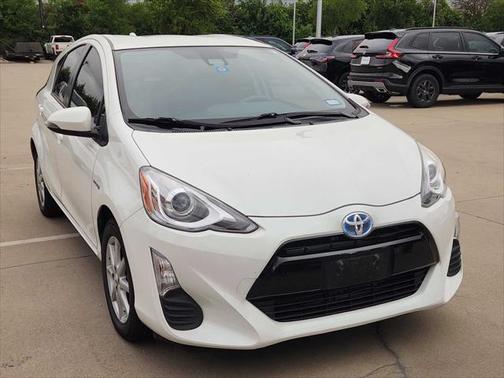 2016 Toyota Prius c Four