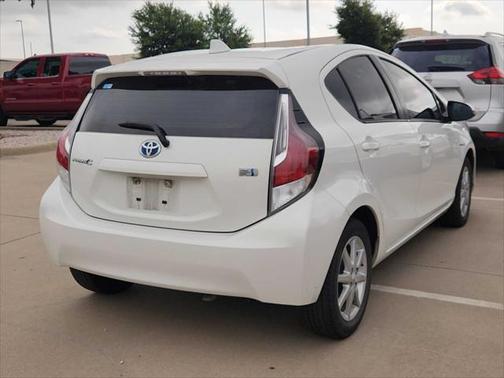 2016 Toyota Prius c Four