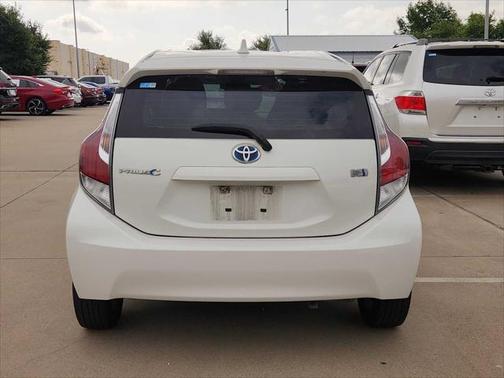 2016 Toyota Prius c Four