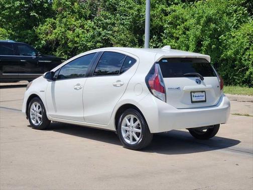 2016 Toyota Prius c Four