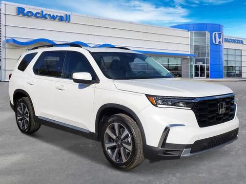 2025 Honda Pilot Touring 8-Passenger