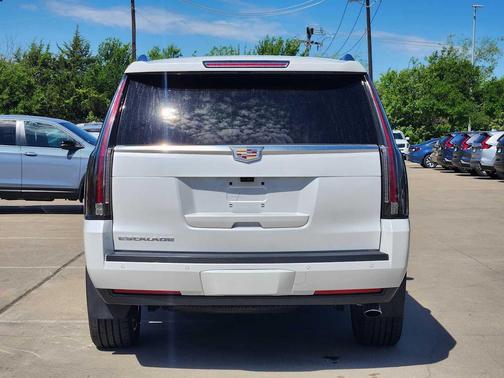 Crystal White Tricoat 2020 Cadillac Escalade Luxury