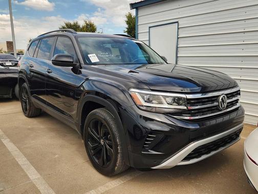 2022 Volkswagen Atlas 3.6L SE w/Technology