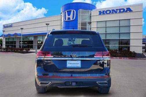 2022 Volkswagen Atlas 3.6L SE w/Technology