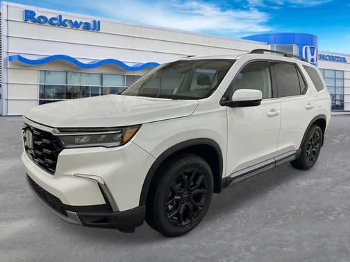 2025 Honda Pilot Touring 8-Passenger