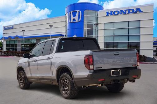 Sonic Gray Pearl 2026 Honda Ridgeline TrailSport+