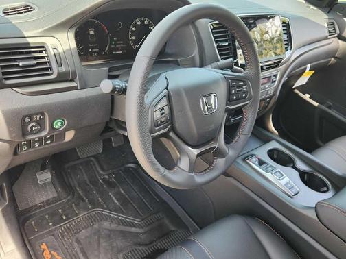 Sonic Gray Pearl 2026 Honda Ridgeline TrailSport+
