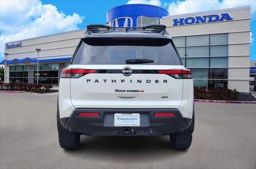 2024 Nissan Pathfinder Rock Creek 4WD