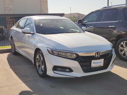 Platinum White Pearl 2018 Honda Accord EX-L