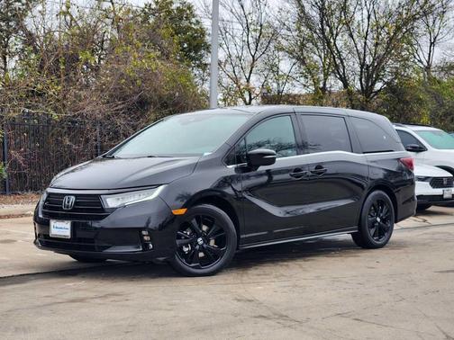 2024 Honda Odyssey Sport