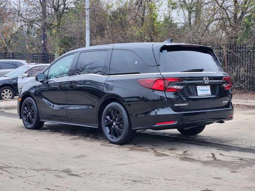 2024 Honda Odyssey Sport