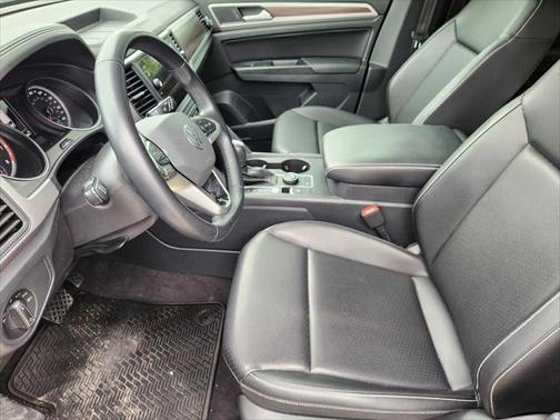 2021 Volkswagen Atlas 3.6L SE w/Technology