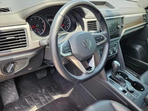 2021 Volkswagen Atlas 3.6L SE w/Technology