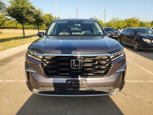 2023 Honda Pilot Touring 8-Passenger