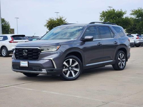 2023 Honda Pilot Touring 8-Passenger
