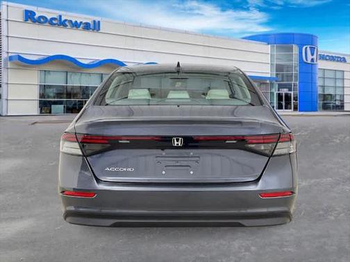 2025 Honda Accord LX 1.5T