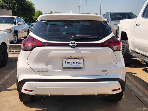 Fresh Powder 2022 Nissan Kicks SR