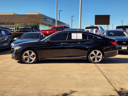 2020 Honda Accord Touring 2.0T