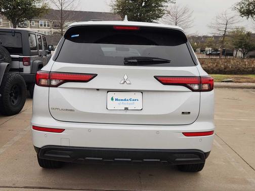 2024 Mitsubishi Outlander SE Black Edition S-AWC