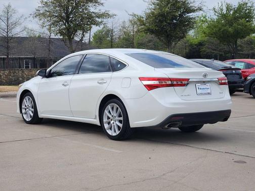 Blizzard Pearl 2013 Toyota Avalon XLE Touring