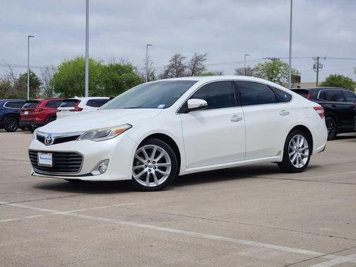 Blizzard Pearl 2013 Toyota Avalon XLE Touring