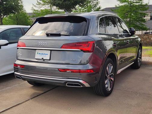 Daytona Gray Pearl Effect 2022 Audi Q5 45 S line Premium